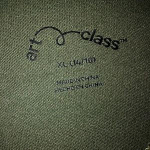 ⭐️ olive green shirt from target ⭐️